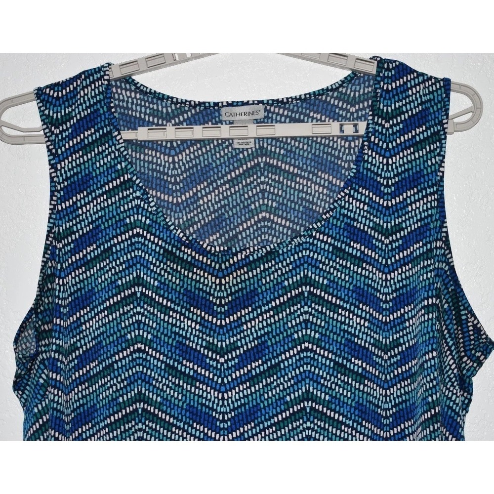 Catherines 3X Sleeveless Stretch Top Lightweigth Geo Print Artsy Breezy Comfy - Picture 7 of 16